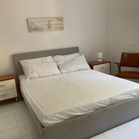 Victoria's House In A With A Sea View, 200 M From A Bike Path * Sanremo